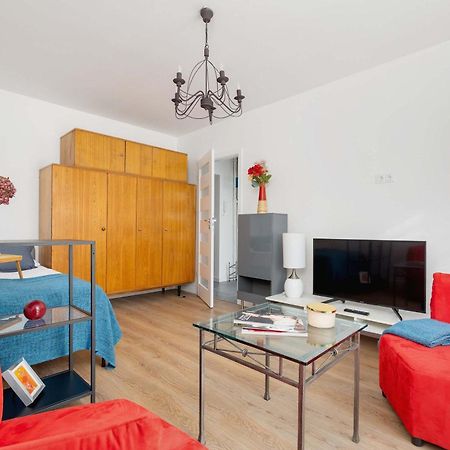 Colorful Studio Near The Spodek Arena In Katowice By Noclegi Renters ภายนอก รูปภาพ